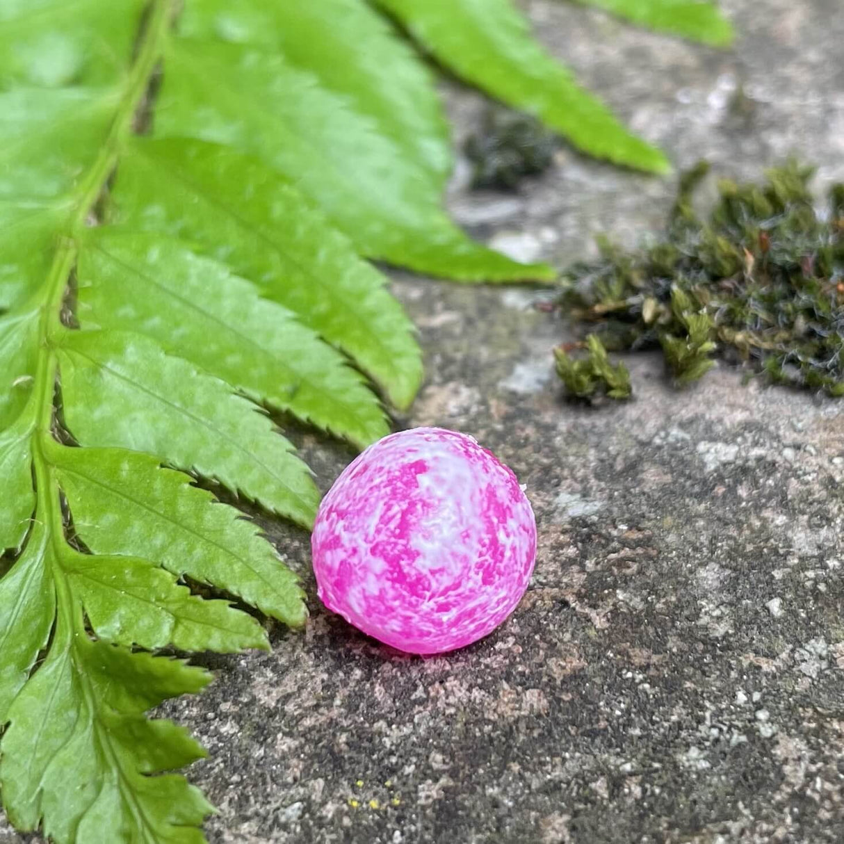 Softbeads-MottledCerise-Gallery3-BNR